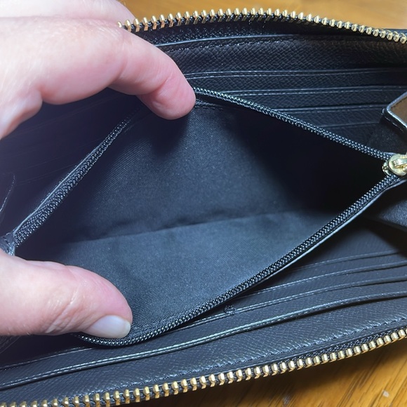 COACH ACCORDION ZIP WALLET WITH HEART BANDANA RIVETS - Picture 12 of 16